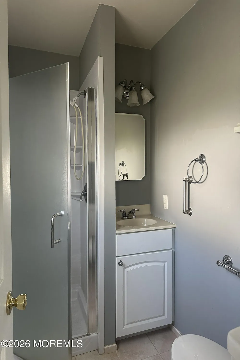 182 Bonaire Drive Toms River, NJ 08757