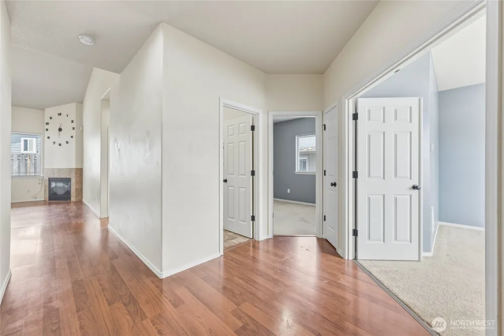 90 Glen Gate Loop Cathlamet, WA 98612