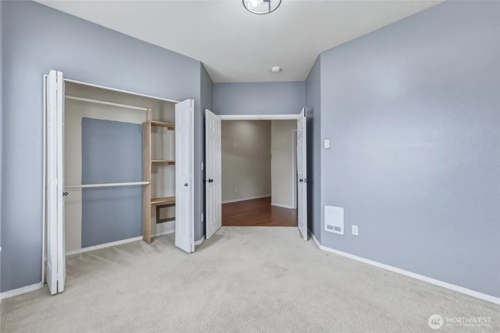 90 Glen Gate Loop Cathlamet, WA 98612