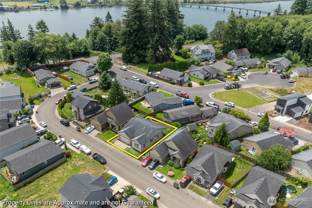 90 Glen Gate Loop Cathlamet, WA 98612