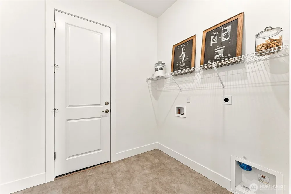 14817 205th Avenue Ct E #2561 Bonney Lake, WA 98391