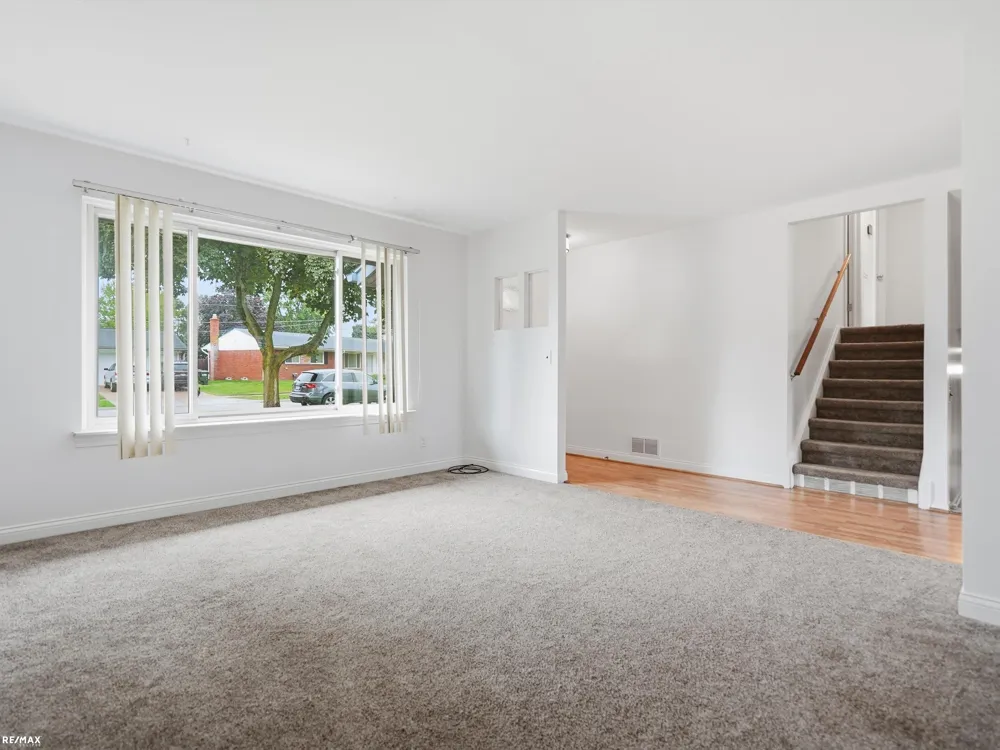 8744 Leslie Drive Sterling Heights City, MI 48314