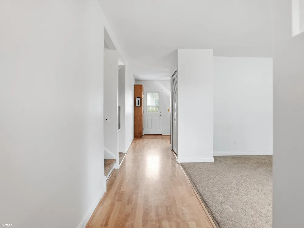 8744 Leslie Drive Sterling Heights City, MI 48314