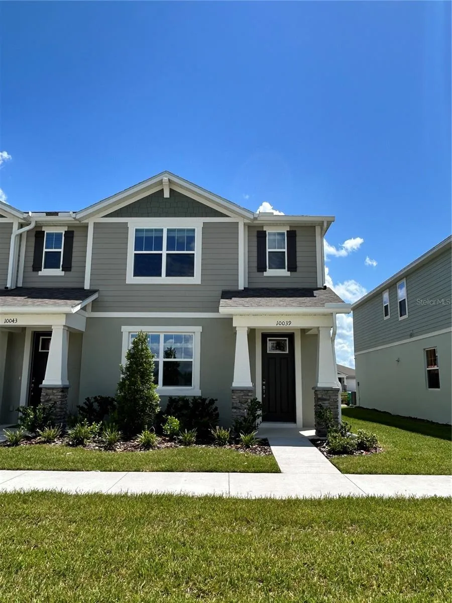 10039 GAZEBO ALLEY Orlando, FL 32832