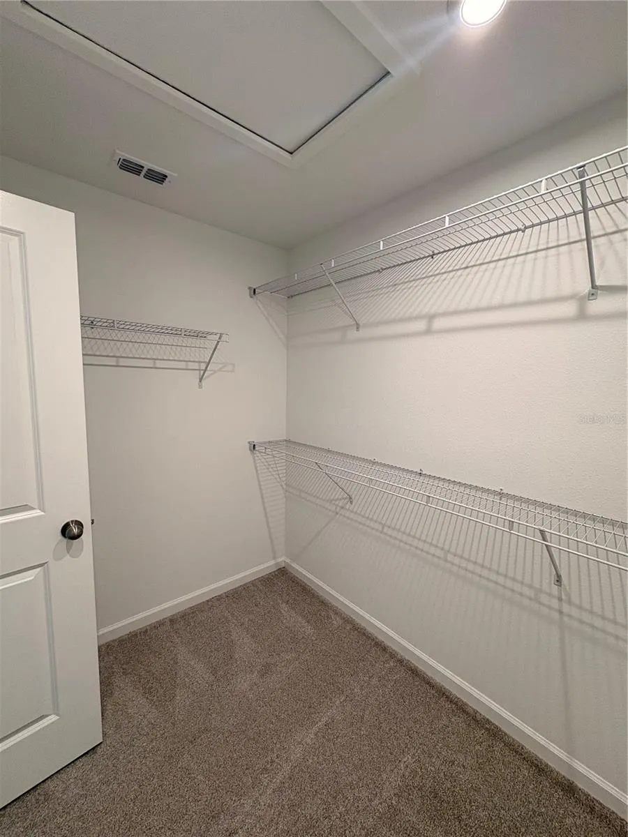 10039 GAZEBO ALLEY Orlando, FL 32832