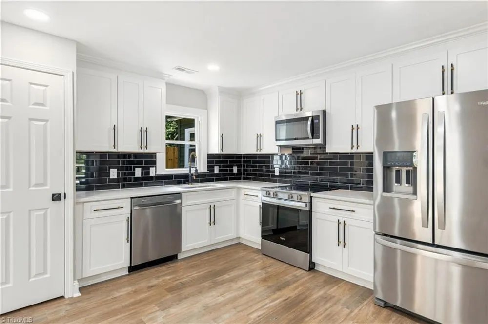 1400 E Sedgefield Drive Winston-Salem, NC 27127