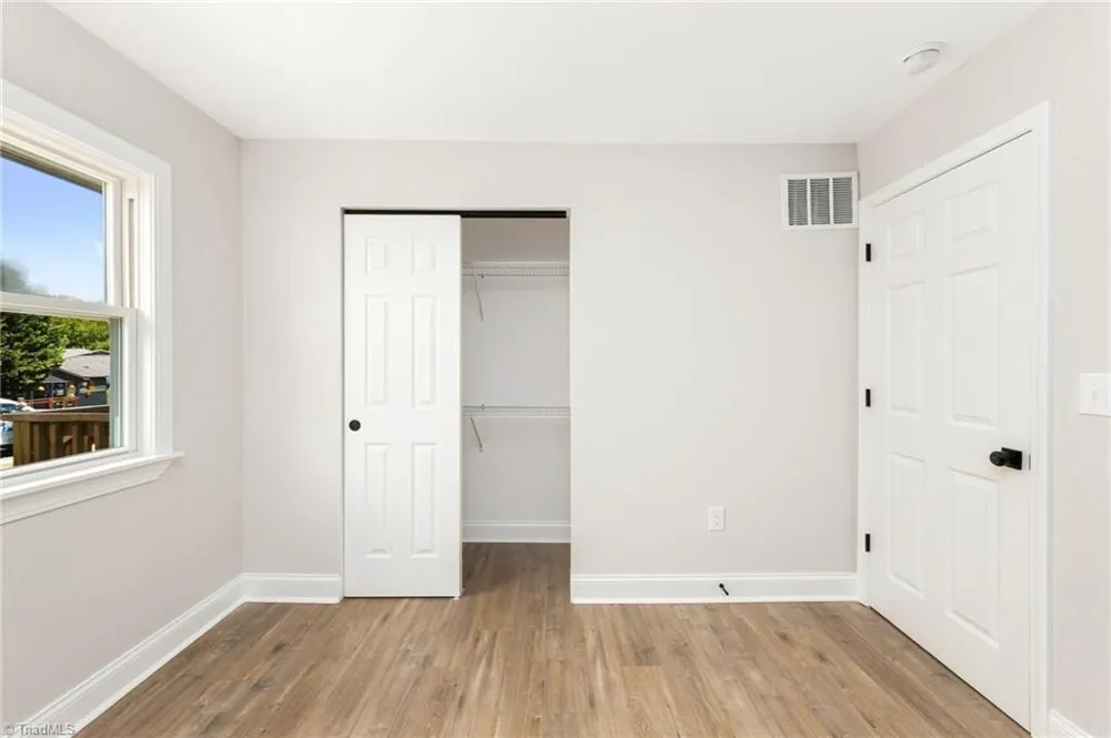 1400 E Sedgefield Drive Winston-Salem, NC 27127