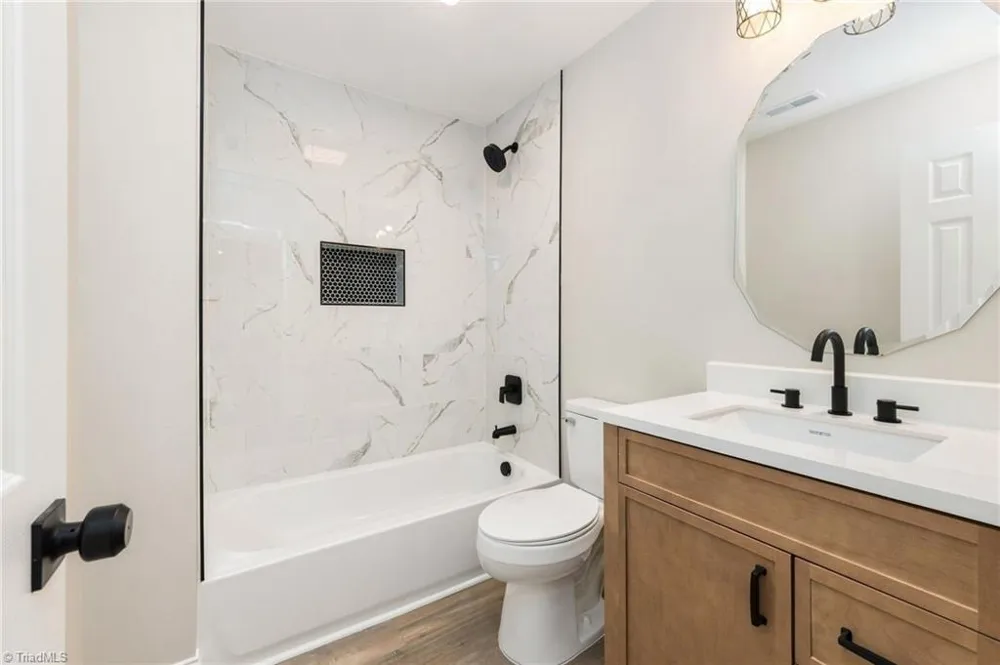 1400 E Sedgefield Drive Winston-Salem, NC 27127