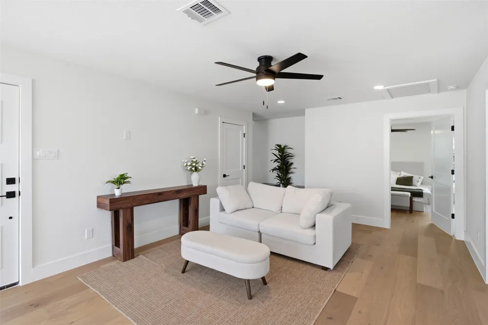 1603 Suffolk Drive Austin, TX 78723