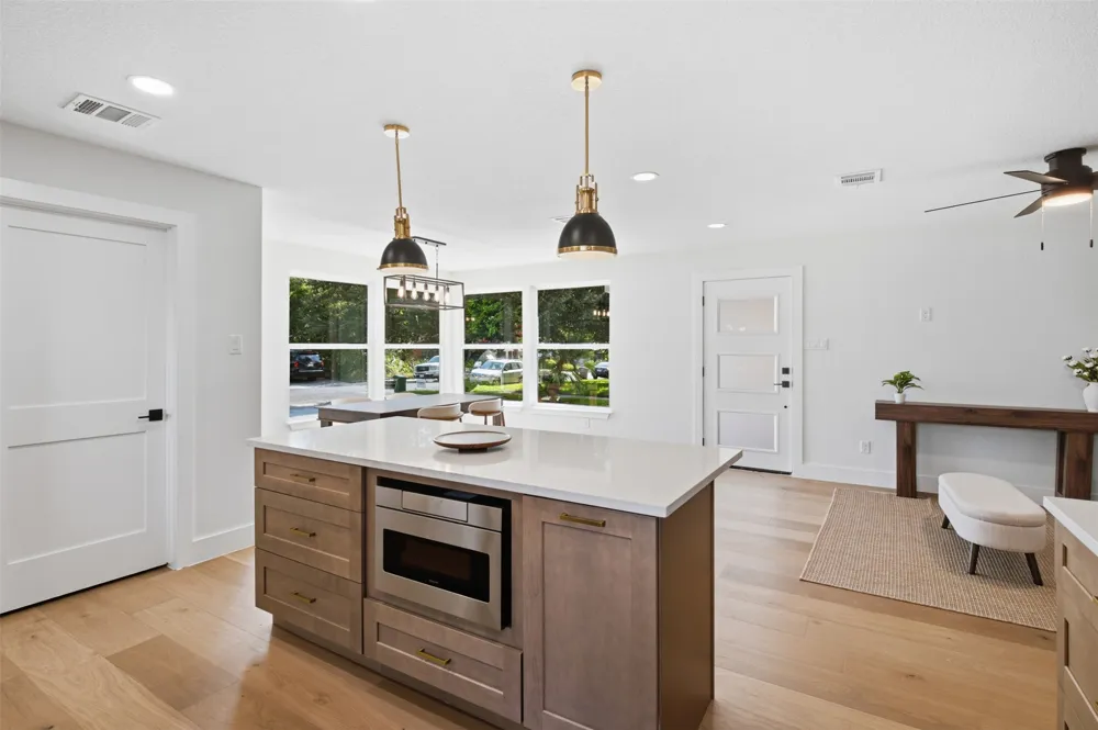 1603 Suffolk Drive Austin, TX 78723