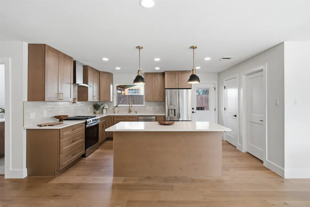 1603 Suffolk Drive Austin, TX 78723