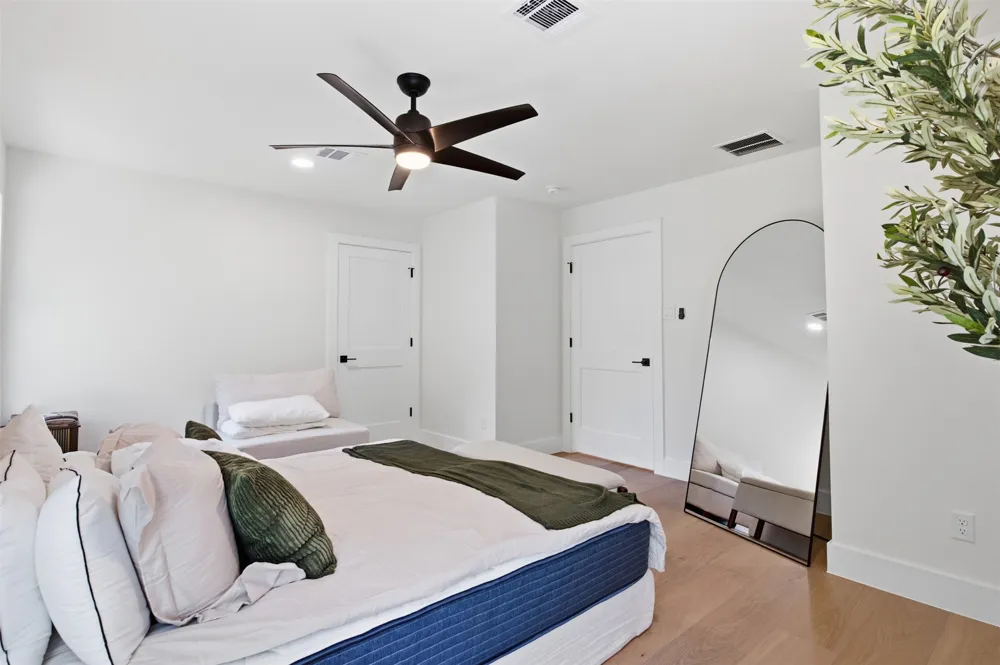 1603 Suffolk Drive Austin, TX 78723