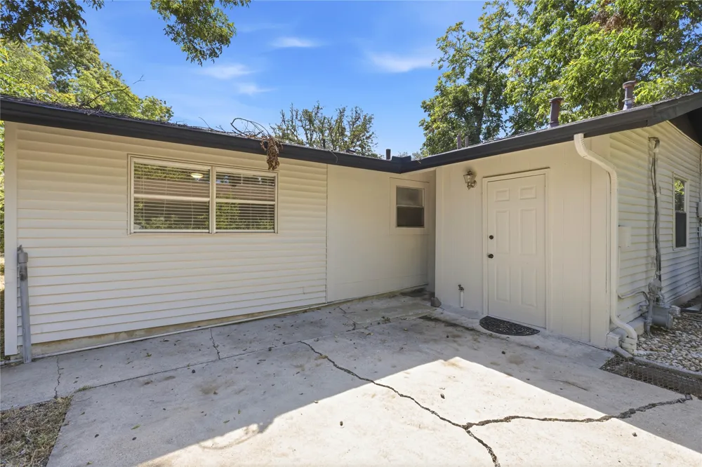 3206 Goodwin Avenue Austin, TX 78702