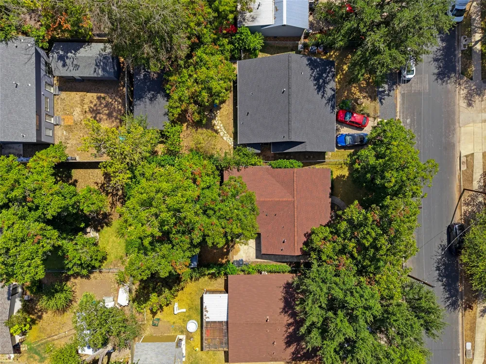 3206 Goodwin Avenue Austin, TX 78702