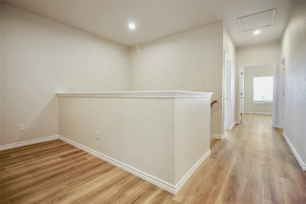 511 Whirlaway Drive #B Jarrell, TX 76537