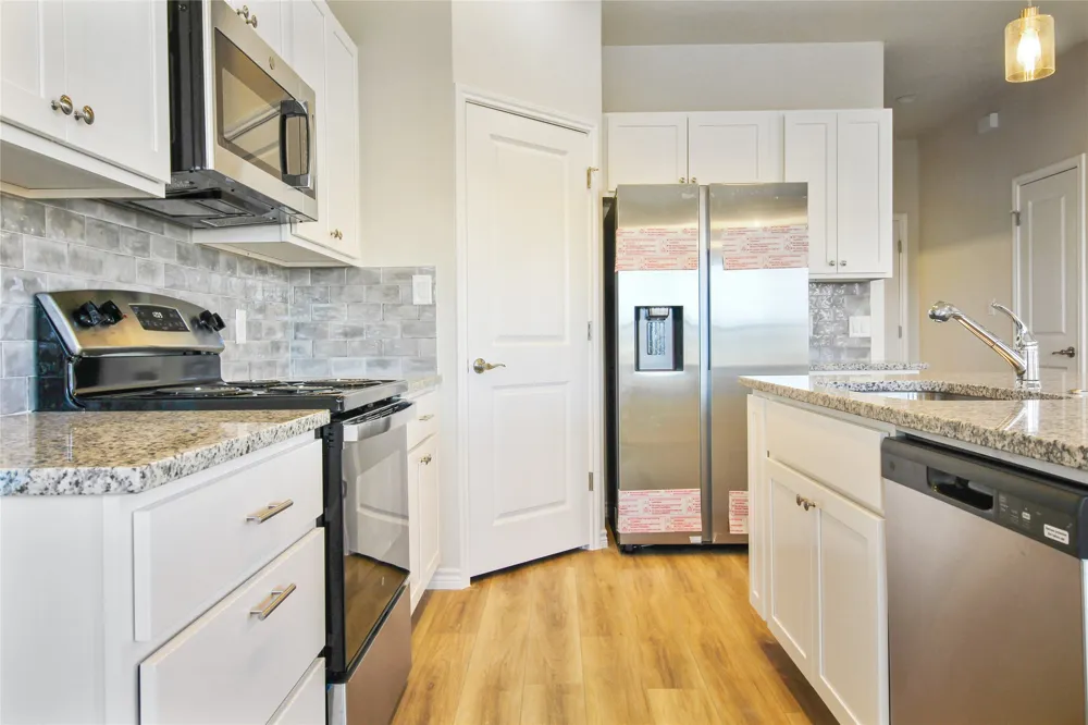 511 Whirlaway Drive #B Jarrell, TX 76537