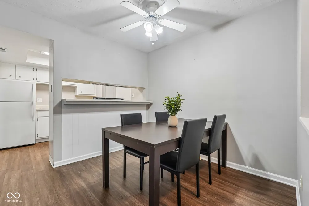 3962 Braddock Road Indianapolis, IN 46268