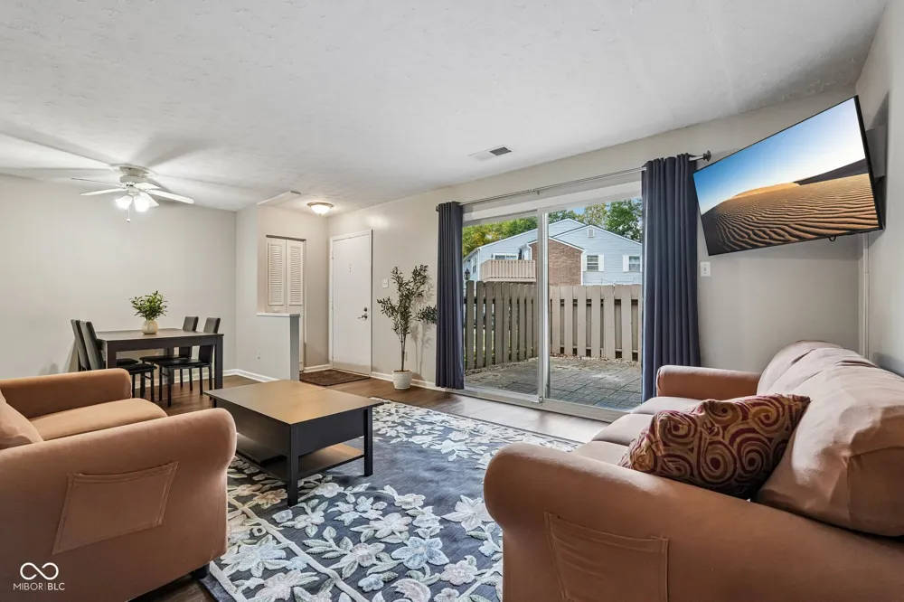 3962 Braddock Road Indianapolis, IN 46268