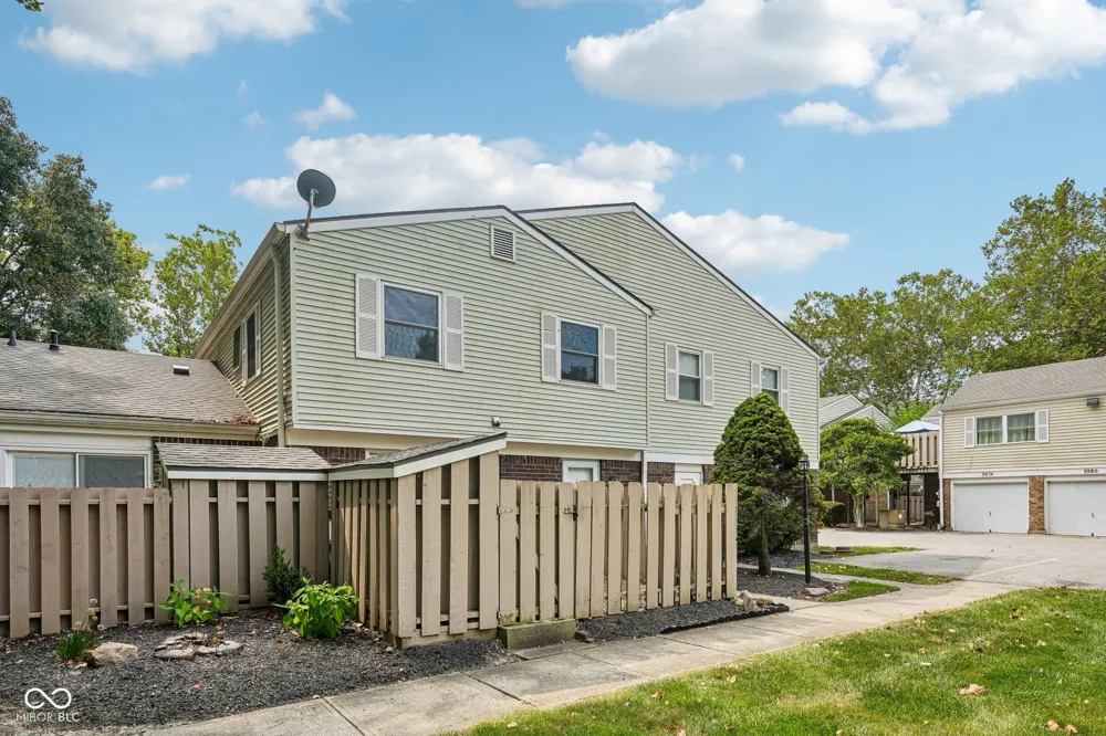 3962 Braddock Road Indianapolis, IN 46268