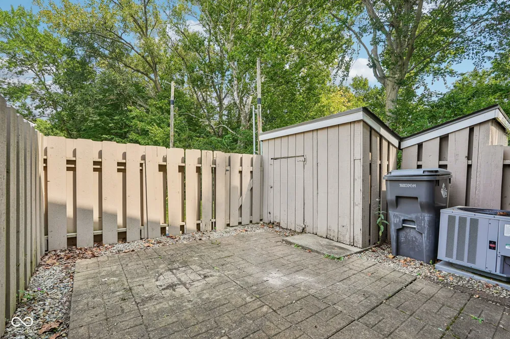 3962 Braddock Road Indianapolis, IN 46268