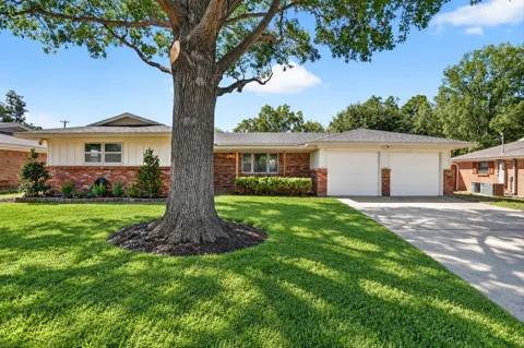429 Fieldwood Terrace