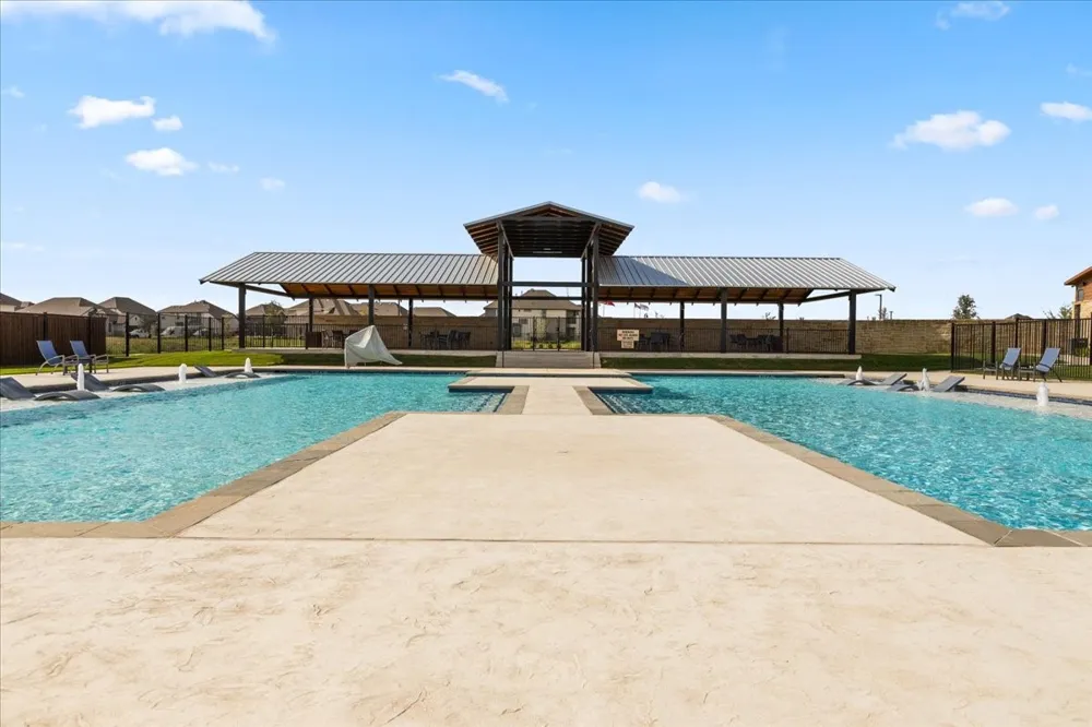 2114 Ozarks Court Forney, TX 75126