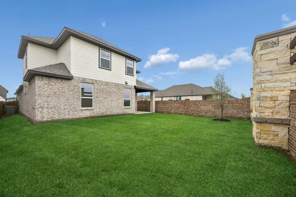 2114 Ozarks Court Forney, TX 75126