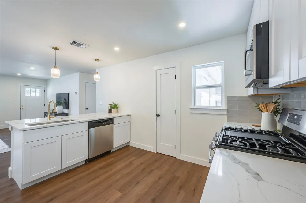 10618 Cotillion Drive Dallas, TX 75228