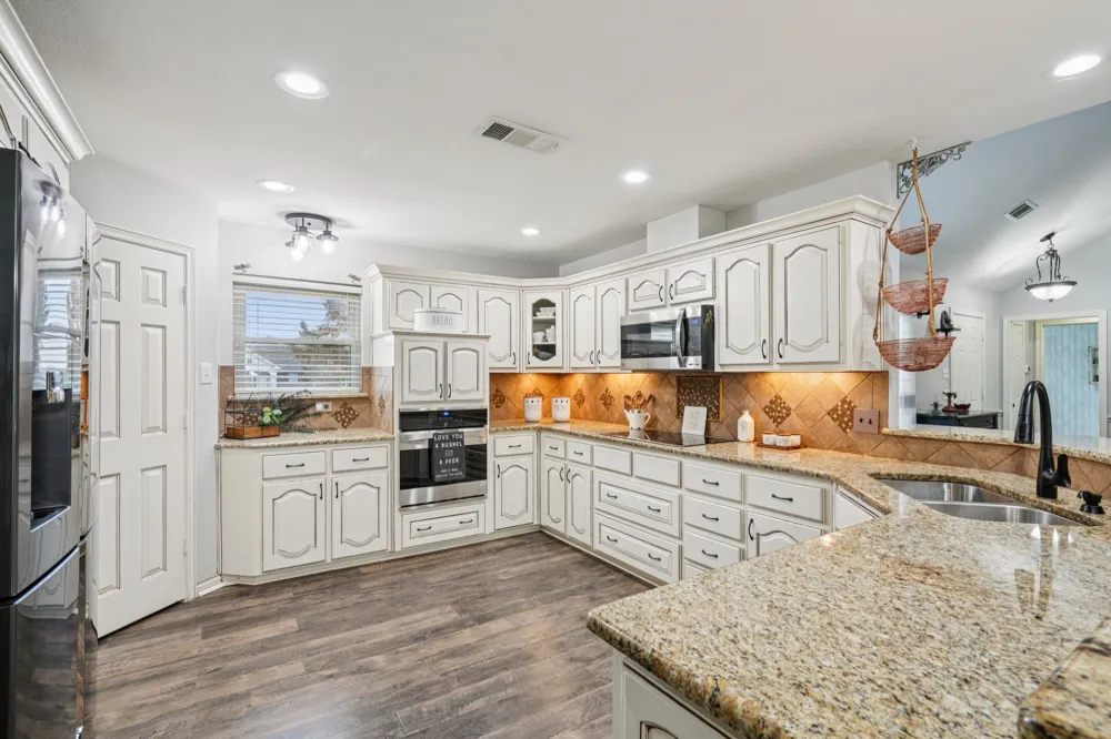 10072 Manor Way Forney, TX 75126