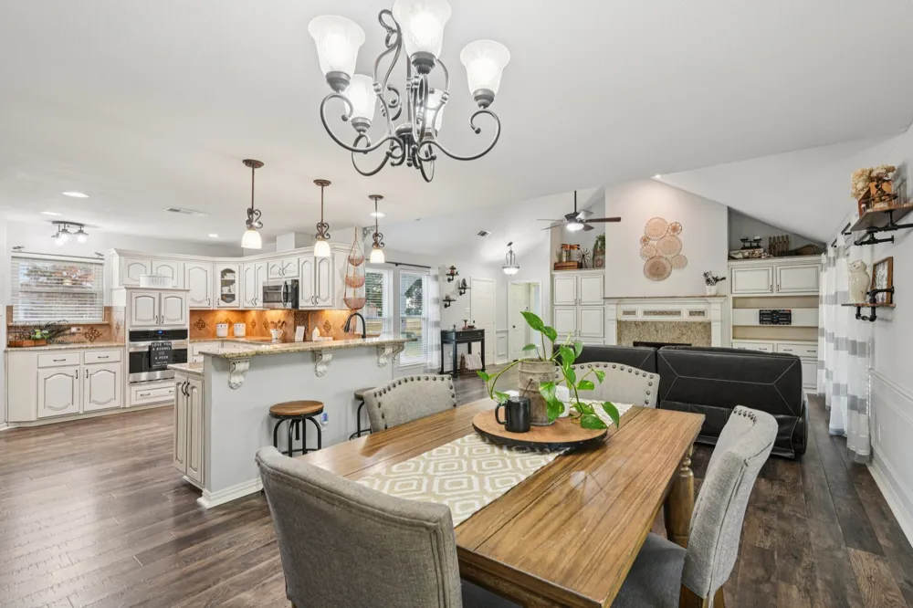 10072 Manor Way Forney, TX 75126
