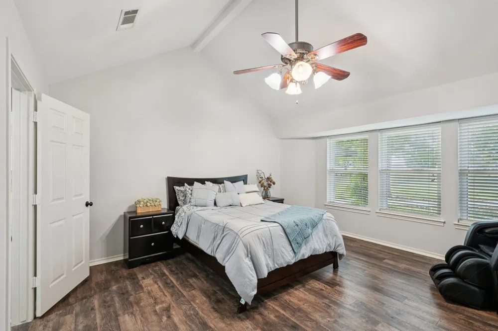 10072 Manor Way Forney, TX 75126