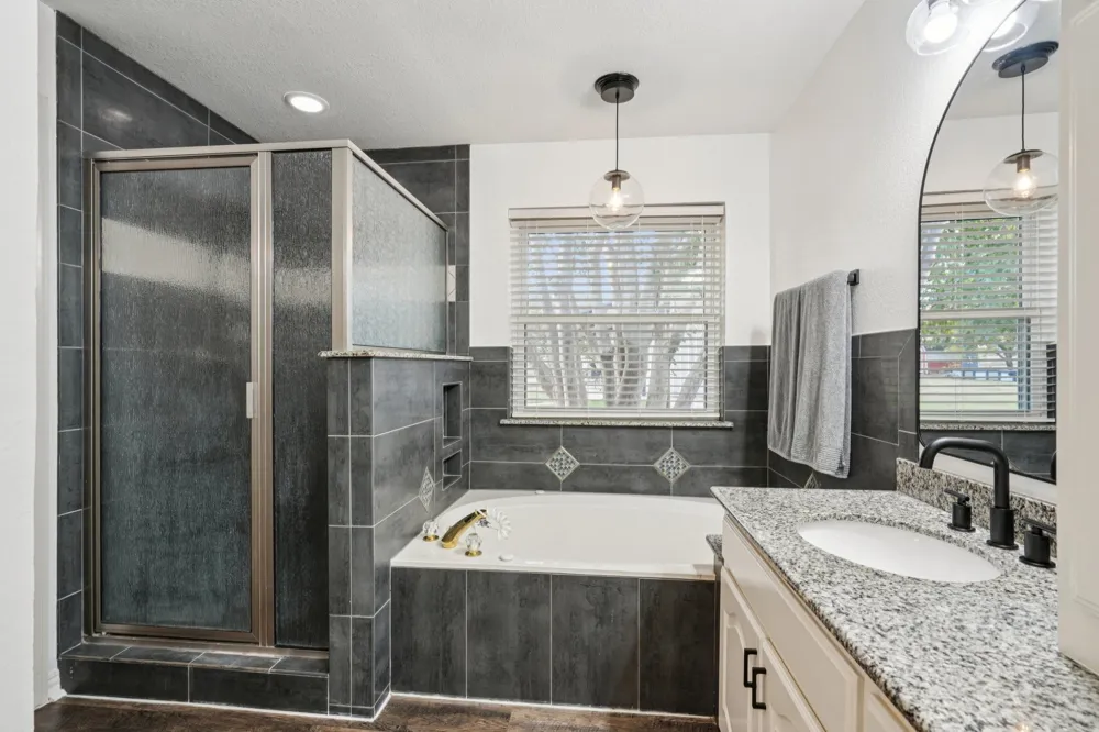 10072 Manor Way Forney, TX 75126