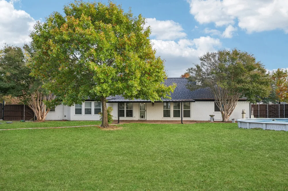 10072 Manor Way Forney, TX 75126