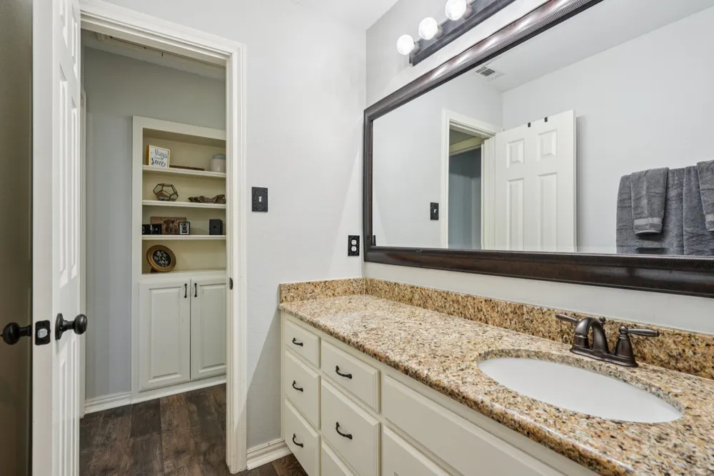 10072 Manor Way Forney, TX 75126