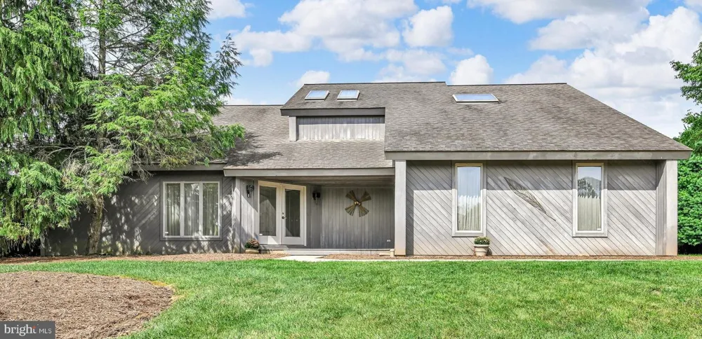 1345 JUNIPER Lebanon, PA 17042
