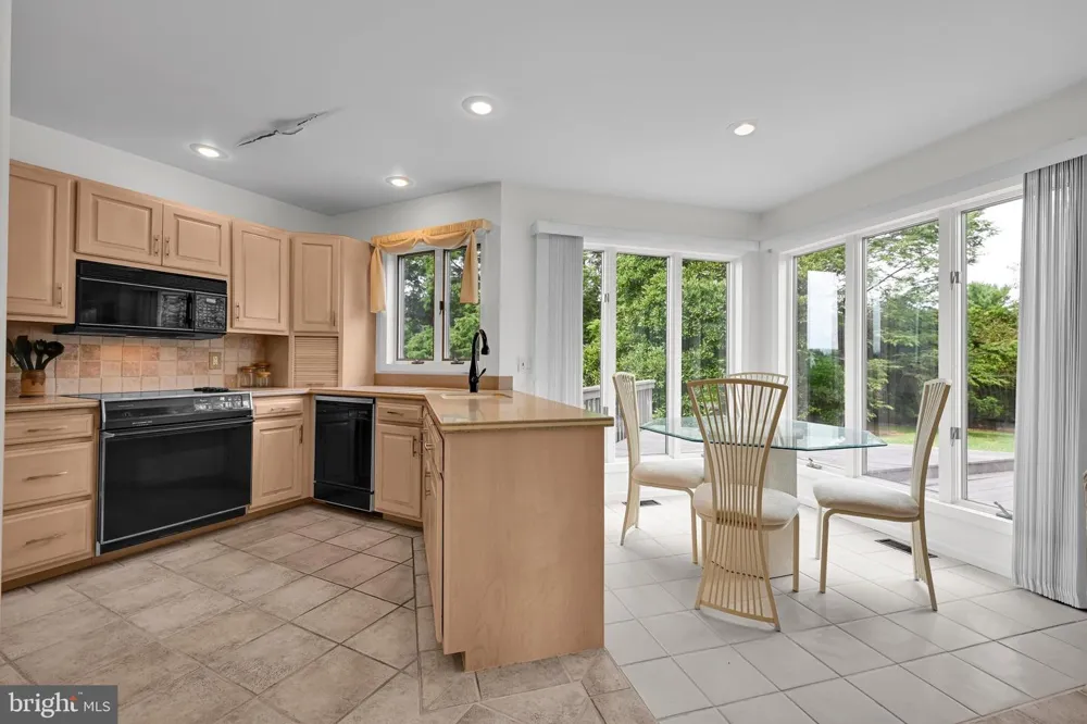 1345 JUNIPER Lebanon, PA 17042