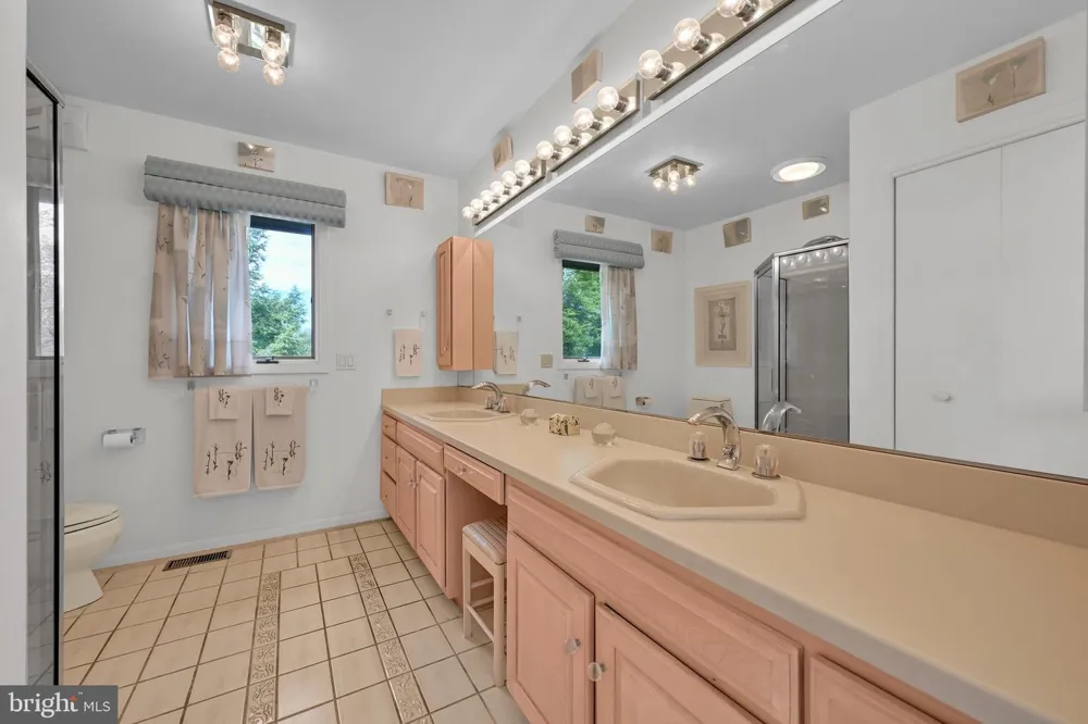 1345 JUNIPER Lebanon, PA 17042