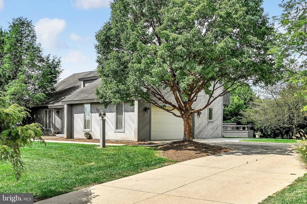 1345 JUNIPER Lebanon, PA 17042