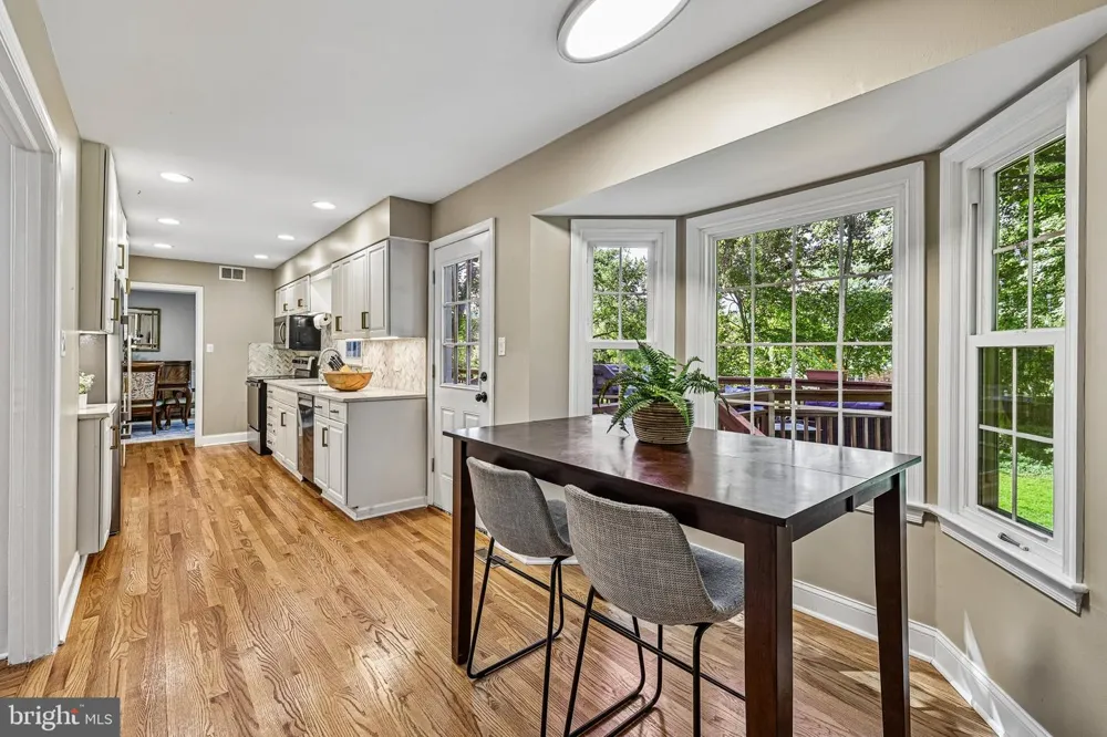 1360 SNOW MEADOW LANE Mclean, VA 22102
