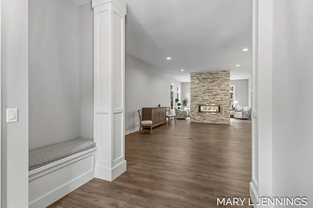 18624 Coventry Circle Spring Lake, MI 49456