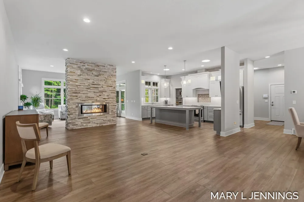 18624 Coventry Circle Spring Lake, MI 49456