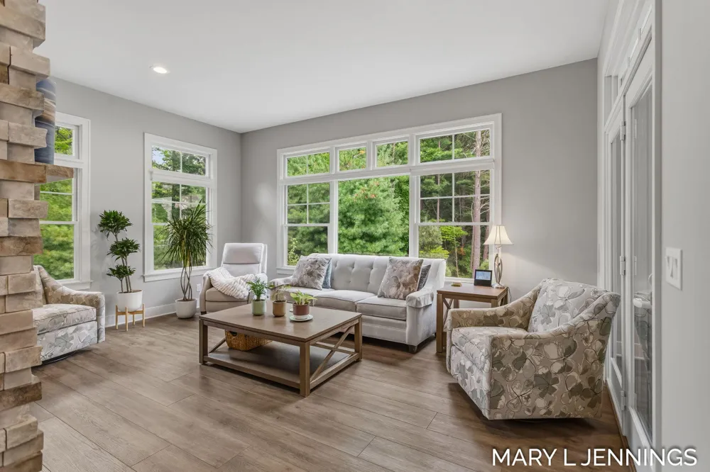 18624 Coventry Circle Spring Lake, MI 49456