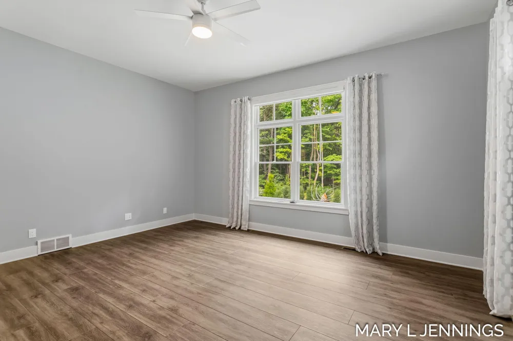 18624 Coventry Circle Spring Lake, MI 49456