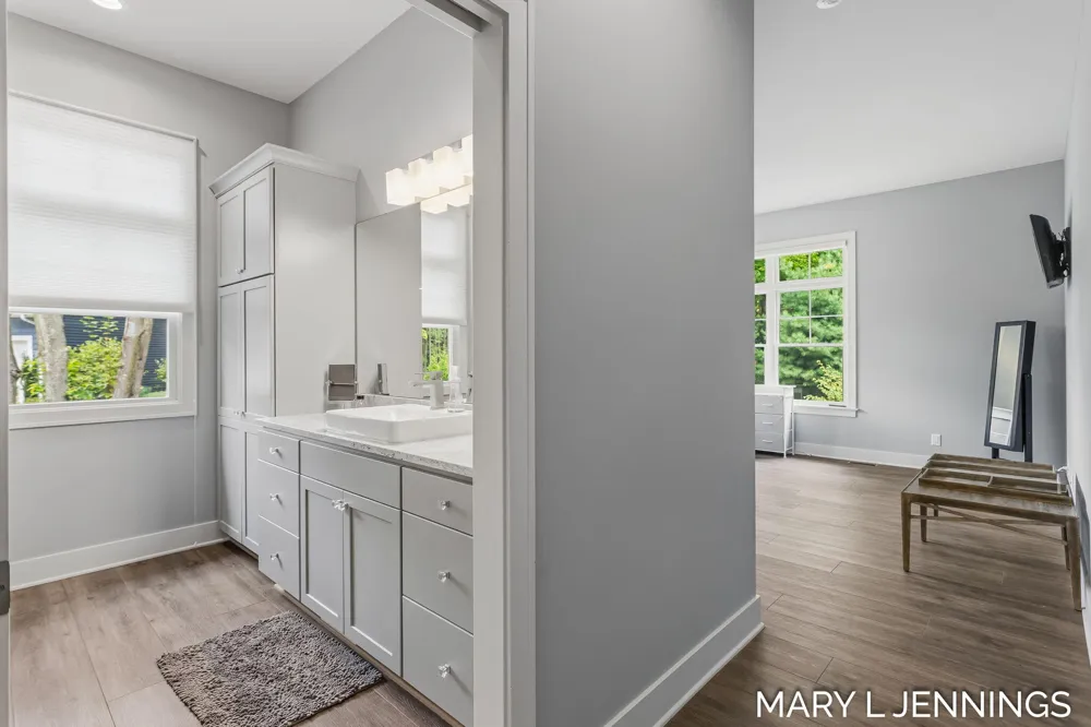 18624 Coventry Circle Spring Lake, MI 49456