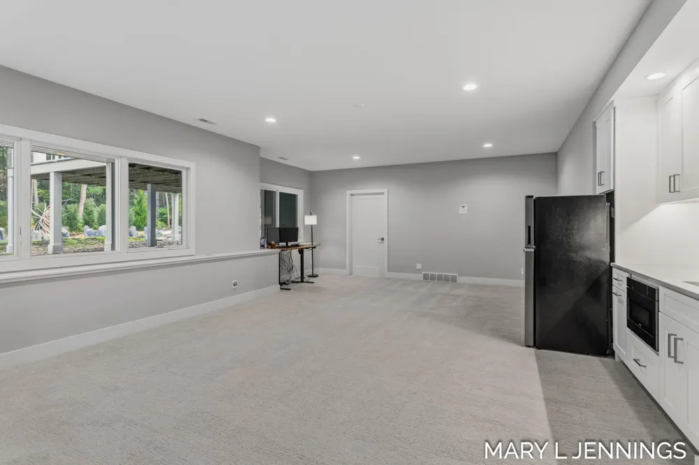 18624 Coventry Circle Spring Lake, MI 49456