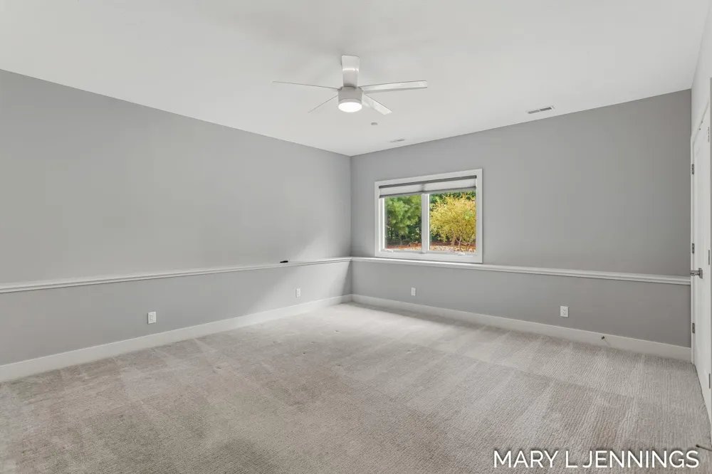 18624 Coventry Circle Spring Lake, MI 49456