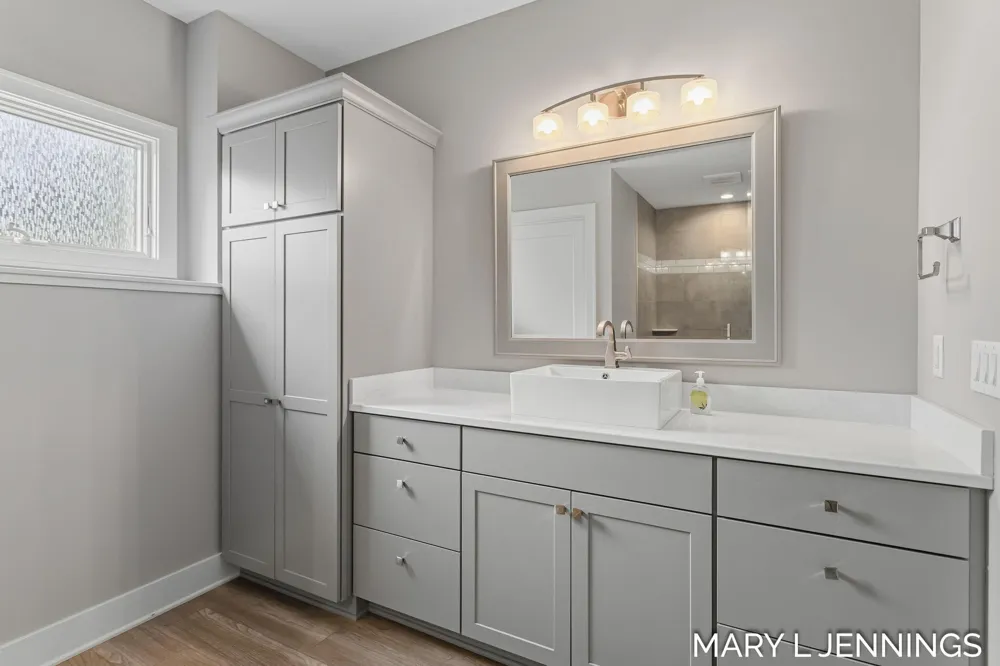18624 Coventry Circle Spring Lake, MI 49456