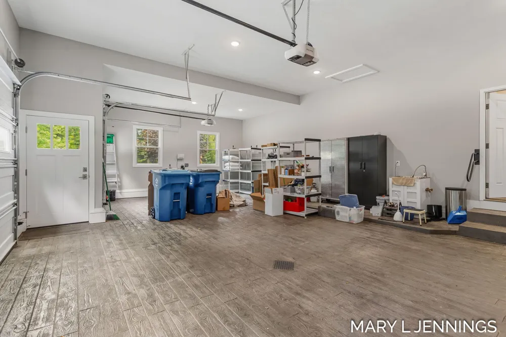18624 Coventry Circle Spring Lake, MI 49456