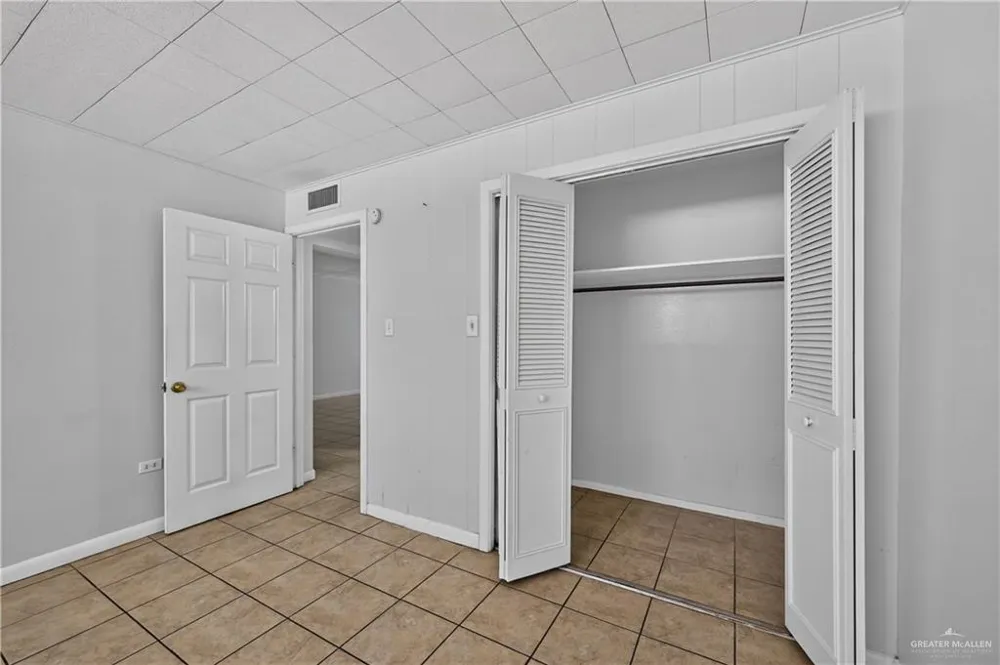 1120 Valley View Drive #B7 Weslaco, TX 78596