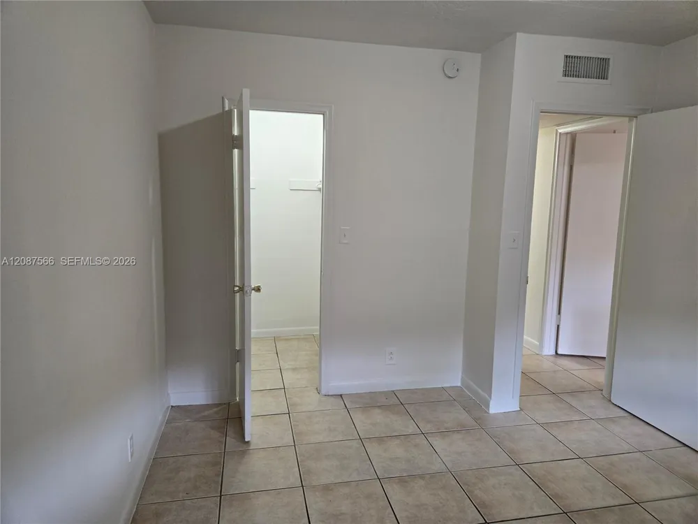 8704 NW 35th St #105 Coral Springs, FL 33065
